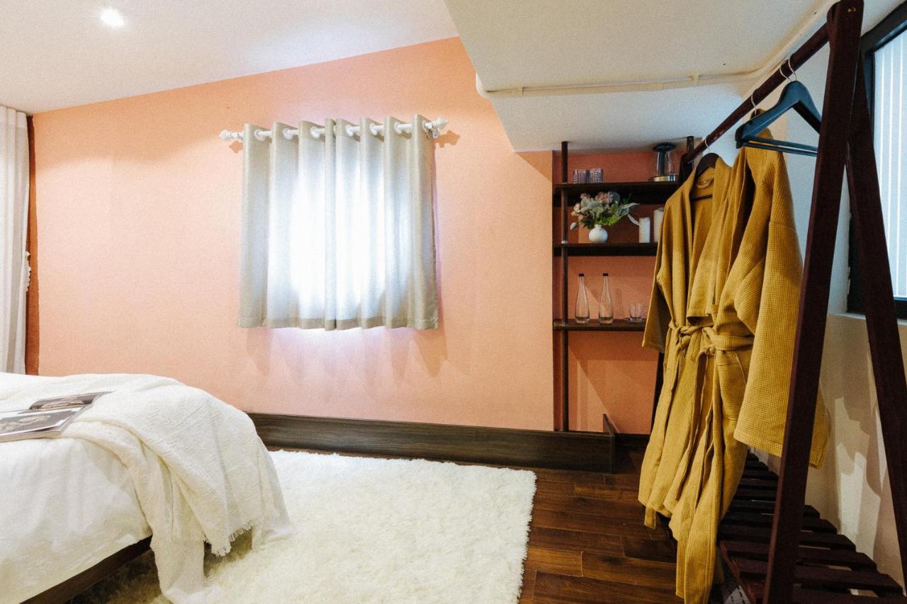 Studio In Beer Street - Delapong Homestay Ta Hien Hanoi Exterior photo